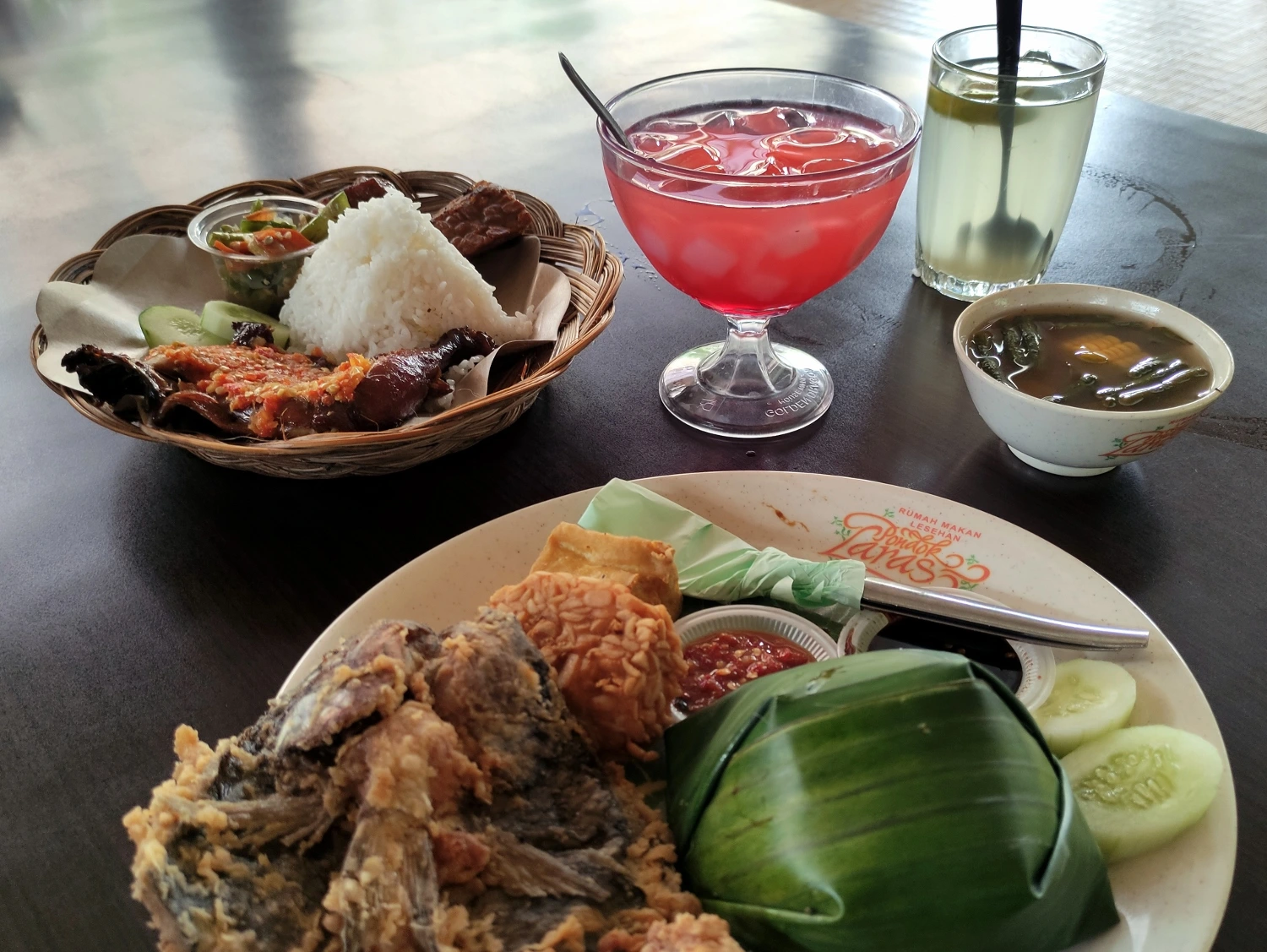 tempat makan di cimanggis