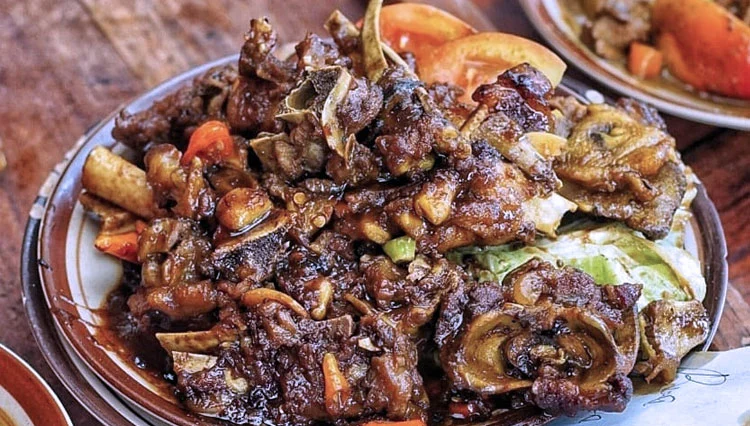 Tengkleng Pak Manto